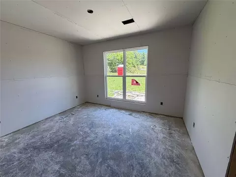 Bedroom - 71 Nc 8218, Jasper, AR 72641 photo 4 of 4