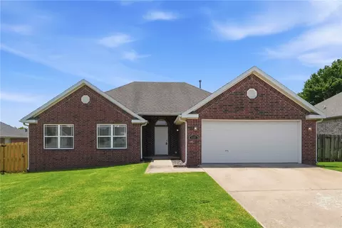 5337 Monica Marie Ave, Springdale, AR 72762