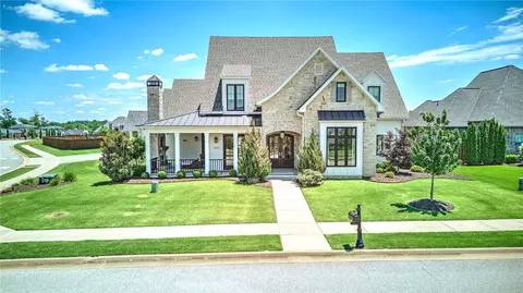 4301 S 86th St, Bentonville, AR 72713