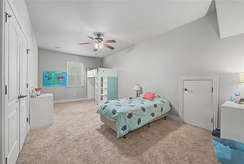 Bedroom - 4105 Willowbend Dr, Rogers, AR 72758 photo 2 of 7