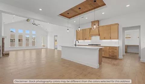 Entry Way - 2650 Willowmere Dr, Centerton, AR 72712 photo 5 of 8
