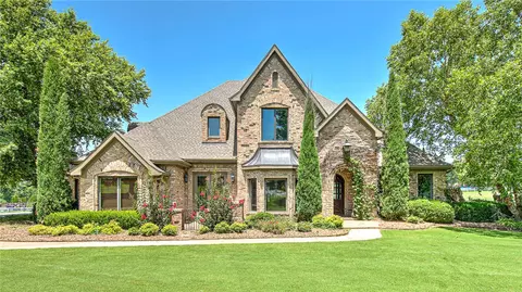 6847 Western Trails Dr, Springdale, AR 72762