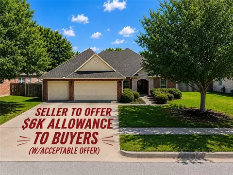 4457 Putting Green Dr, Fayetteville, AR 72704
