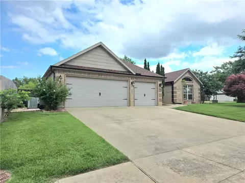 3005 N 15th Pl, Rogers, AR 72756