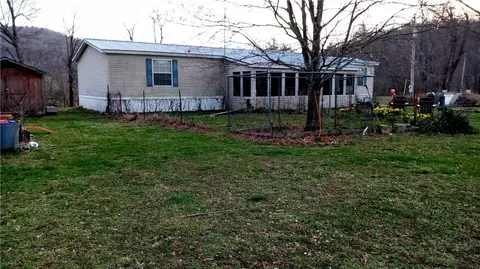 281 County Road 9953, Green Forest, AR 72638