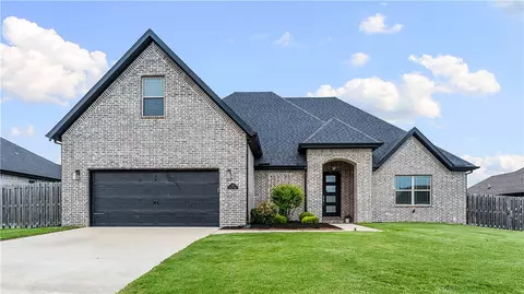 1211 Brandon Way, Bentonville, AR 72713