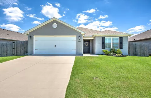 517 Woodcreek Loop, Lowell, AR 72745
