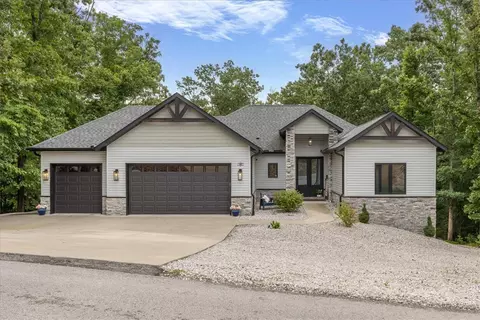 40 Stonehaven Dr, Bella Vista, AR 72715