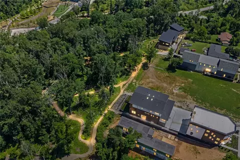1128 Fillmore St, Bentonville, AR 72712