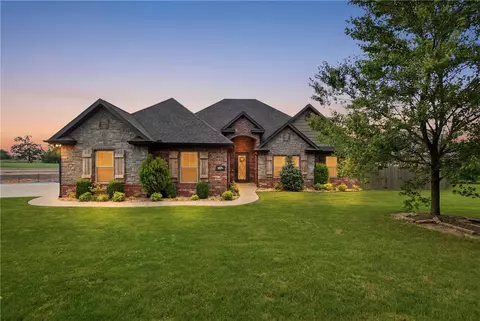 3705 SW Banbury Dr, Bentonville, AR 72713