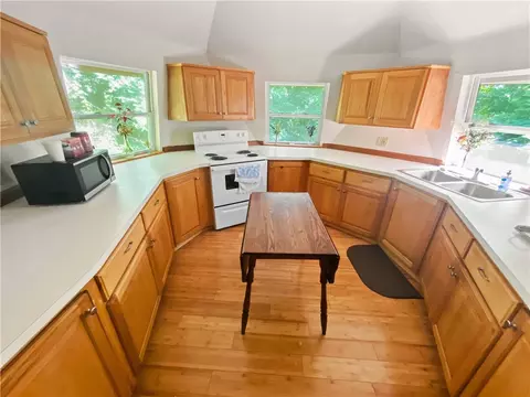 Kitchen - 130 Nc 6015, Jasper, AR 72641 photo 1 of 2
