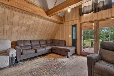 Living - 10733 Old 81 Loop, Rudy, AR 72952 photo 2 of 2