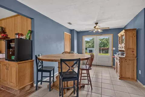 Dining - 10733 Old 81 Loop, Rudy, AR 72952 photo 1 of 1