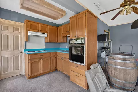 Kitchen - 10733 Old 81 Loop, Rudy, AR 72952 photo 2 of 3