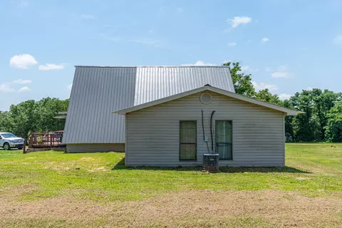 Exterior - 10733 Old 81 Loop, Rudy, AR 72952 photo 6 of 6