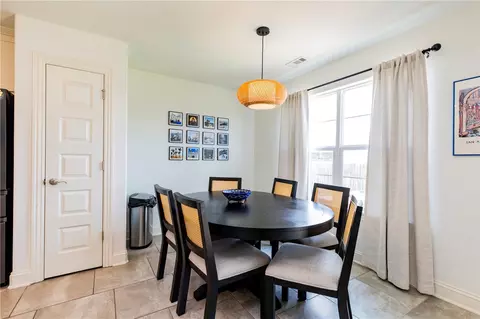 Dining - 7533 Devonshire Ave, Springdale, AR 72762 photo 2 of 2
