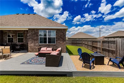 Exterior - 7533 Devonshire Ave, Springdale, AR 72762 photo 5 of 12