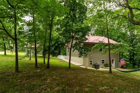 10493 Tara Ln, Rogers, AR 72756