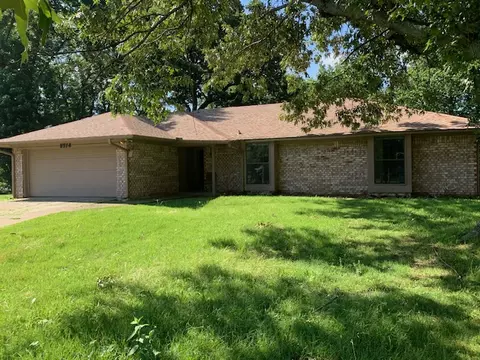 8714 Harvard Dr, Fort Smith, AR 72908