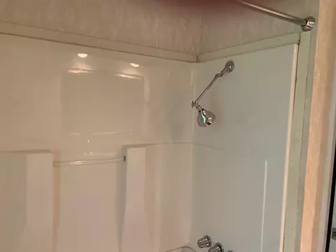 Bath - 8714 Harvard Dr, Fort Smith, AR 72908 photo 5 of 5