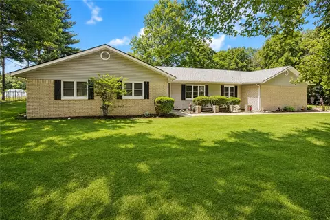 11651 Amy Ave, Rogers, AR 72756