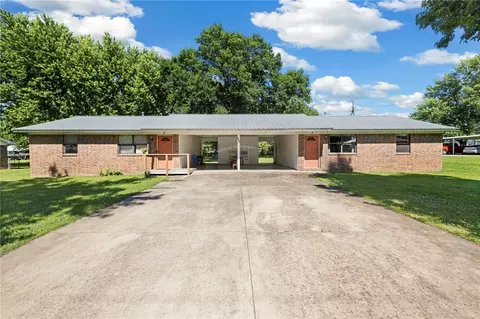 305 Pittman St, Prairie Grove, AR 72753