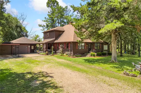 312 W Cedar Ln, Diamond City, AR 72644