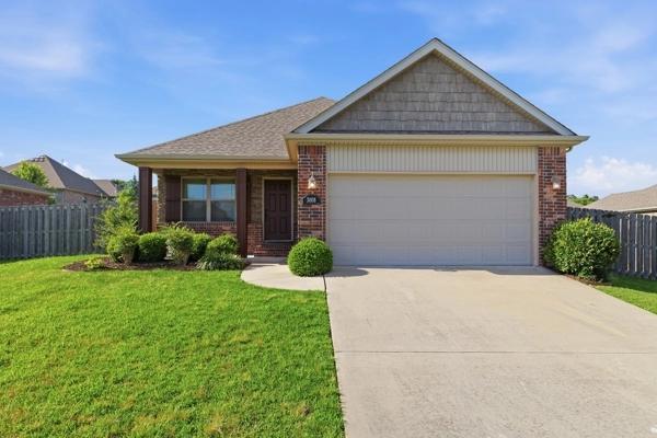 3008 Marble Dr, Fayetteville, AR 72704