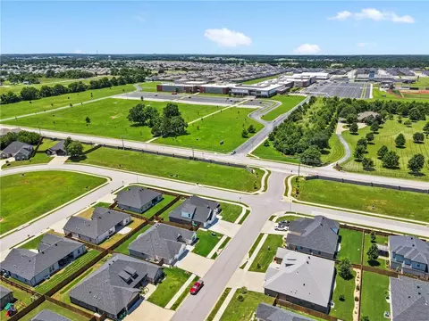 View/Area - 731 Bronco St, Centerton, AR 72719 photo 2 of 2