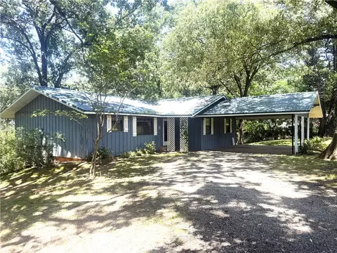 10117 Wolf Ln, Dardanelle, AR 72834