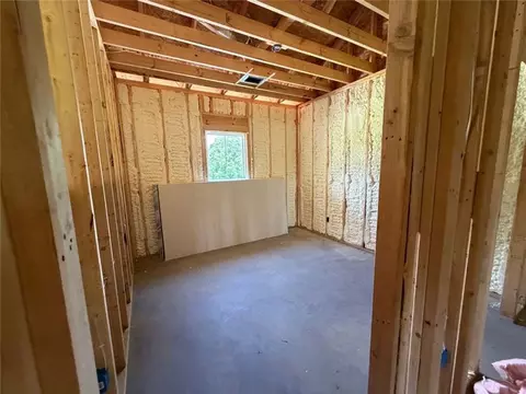 Bedroom - 27 Nc 8218, Jasper, AR 72641 photo 2 of 3