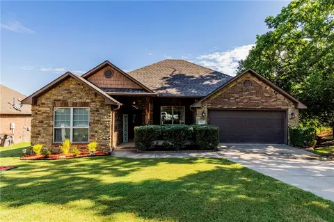 902 Brown Rd, Cave Springs, AR 72718