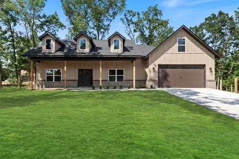 34 Smart Ln, Bella Vista, AR 72715