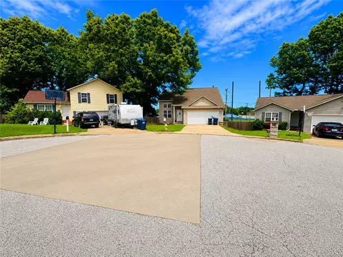 Exterior - 3601 Shields Dr, Harrison, AR 72601 photo 6 of 6