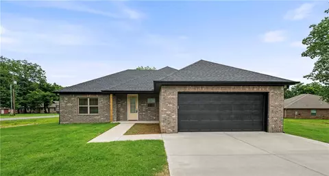 34 Lockhart Dr, Bella Vista, AR 72715
