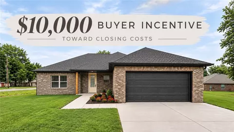 34 Lockhart Dr, Bella Vista, AR 72715