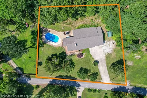 View/Area - 19045 Pinecrest Ln, Rogers, AR 72756 photo 6 of 6