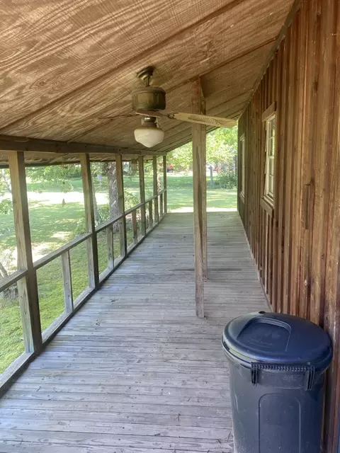 Exterior - 220 S Davis Ave, Plainview, AR 72857 photo 6 of 9