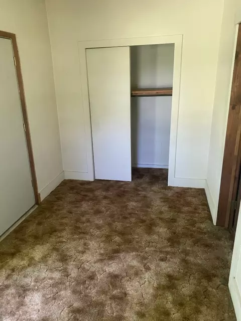 Bedroom - 220 S Davis Ave, Plainview, AR 72857 photo 2 of 2
