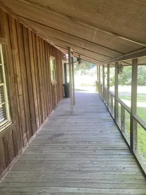 Exterior - 220 S Davis Ave, Plainview, AR 72857 photo 5 of 9
