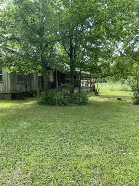 Exterior - 220 S Davis Ave, Plainview, AR 72857 photo 1 of 9