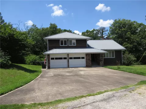 396 County Road 241, Eureka Springs, AR 72632
