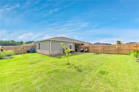 6615 NW Gregory St, Bentonville, AR 72713