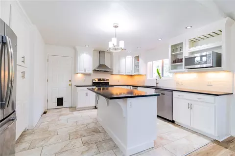 17 Kirkwall Pl, Bella Vista, AR 72715