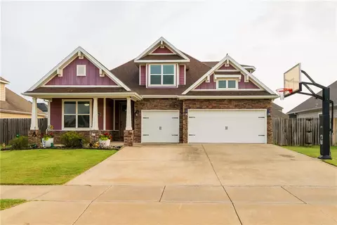 1010 Silver Maple St, Centerton, AR 72719