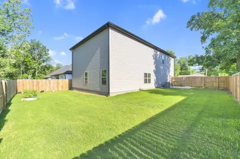 Exterior - 488 W 2nd St, Centerton, AR 72719 photo 3 of 3