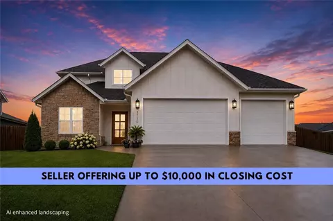 2710 S 20th St, Rogers, AR 72758
