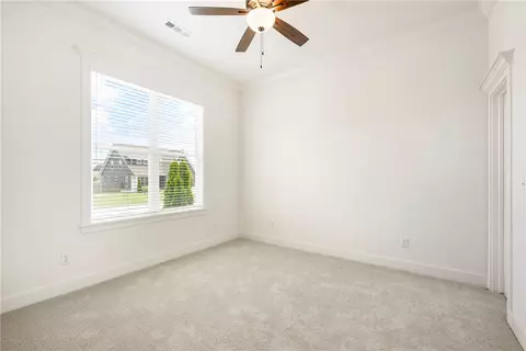 Bedroom - 2710 S 20th St, Rogers, AR 72758 photo 4 of 11