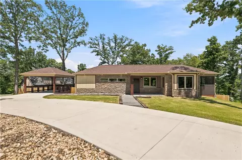 23 Topcliffe Ln, Bella Vista, AR 72715