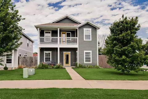 3917 SW Peachwood Dr, Bentonville, AR 72713